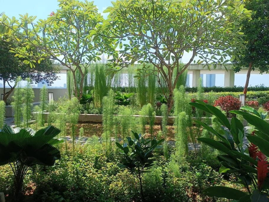 One Tebrau By Antlerzone Apartment Johor Bahru Ngoại thất bức ảnh